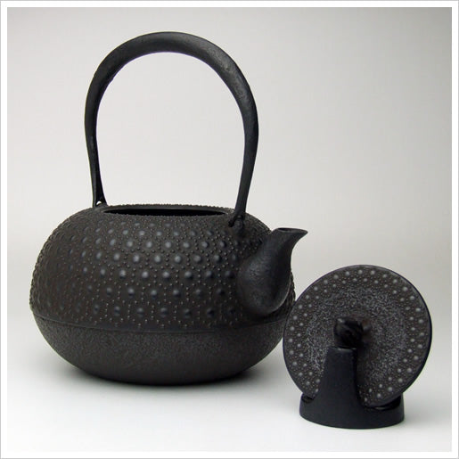 Nambu-Ironware  Futon Style (Kikkō )